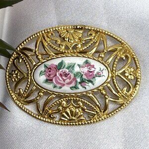 Vintage AVON Porcelain Rose Flowers Gold Tone Filigree Oval Brooch Pin Signed